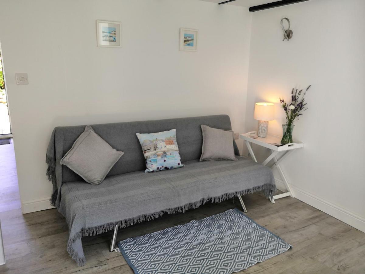 Captivating Isolde Cottage With Pool Near St Ives Camborne Exterior photo