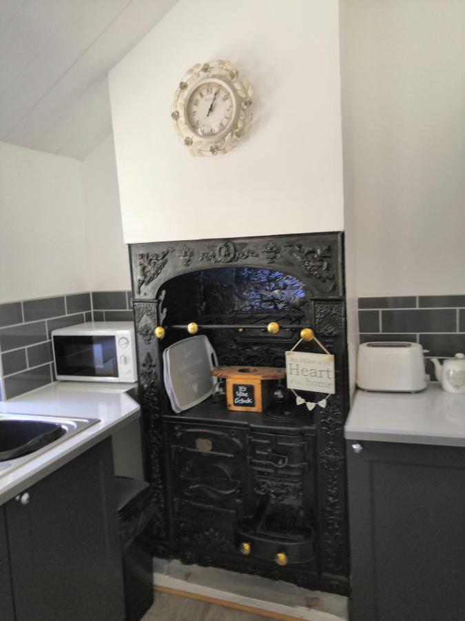 Captivating Isolde Cottage With Pool Near St Ives Camborne Exterior photo